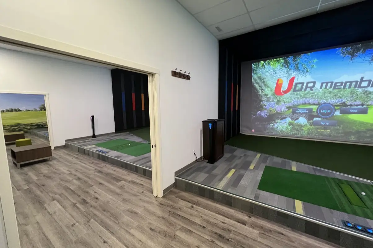 Virtual Tee Up Indoor Golf