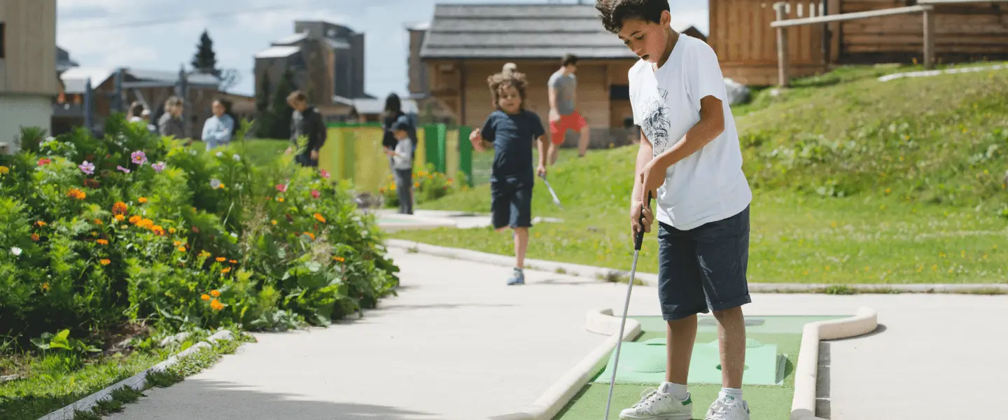Avoriaz Mini Golf