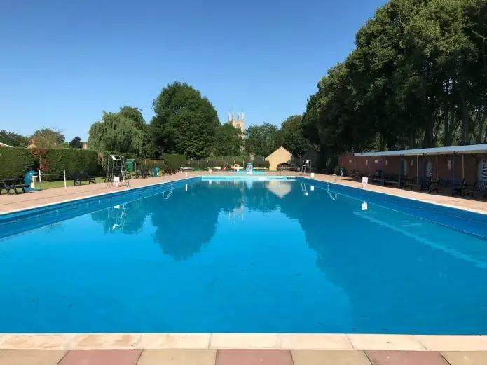 Bourne Outdoor Swimming Pool