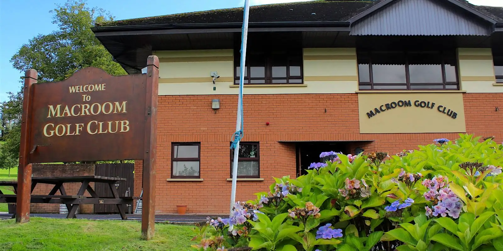 Macroom Golf Club(Cumann Gailf Maigh Chromtha)