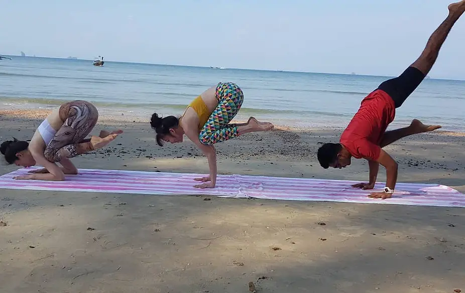 Yoga Wave