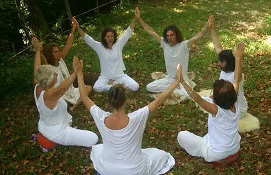 Association Ramadasa - Kundalini Yoga And Personal Development