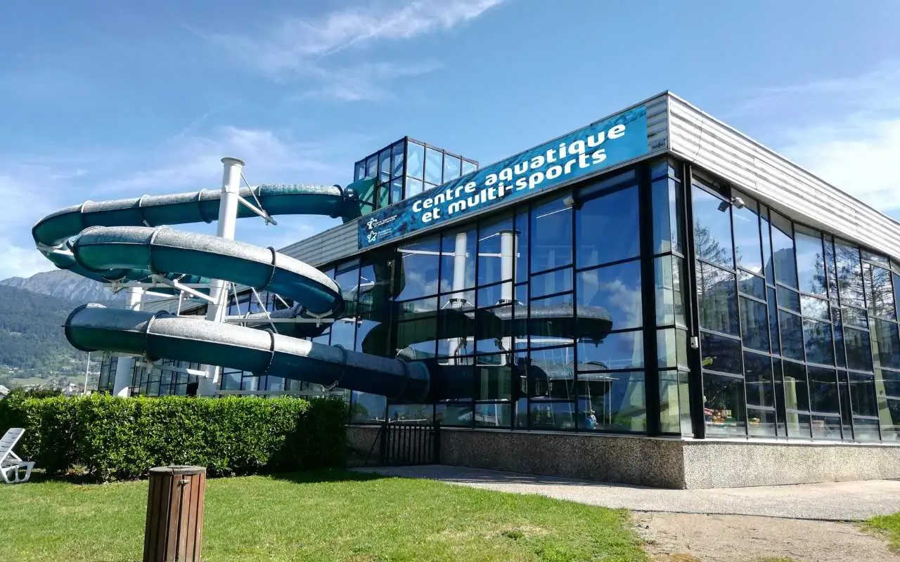 Aquatic Center Inter Cluses Arve & Mountains