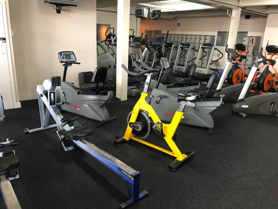 Reshapers Health & Fitness / LE Karate Academy