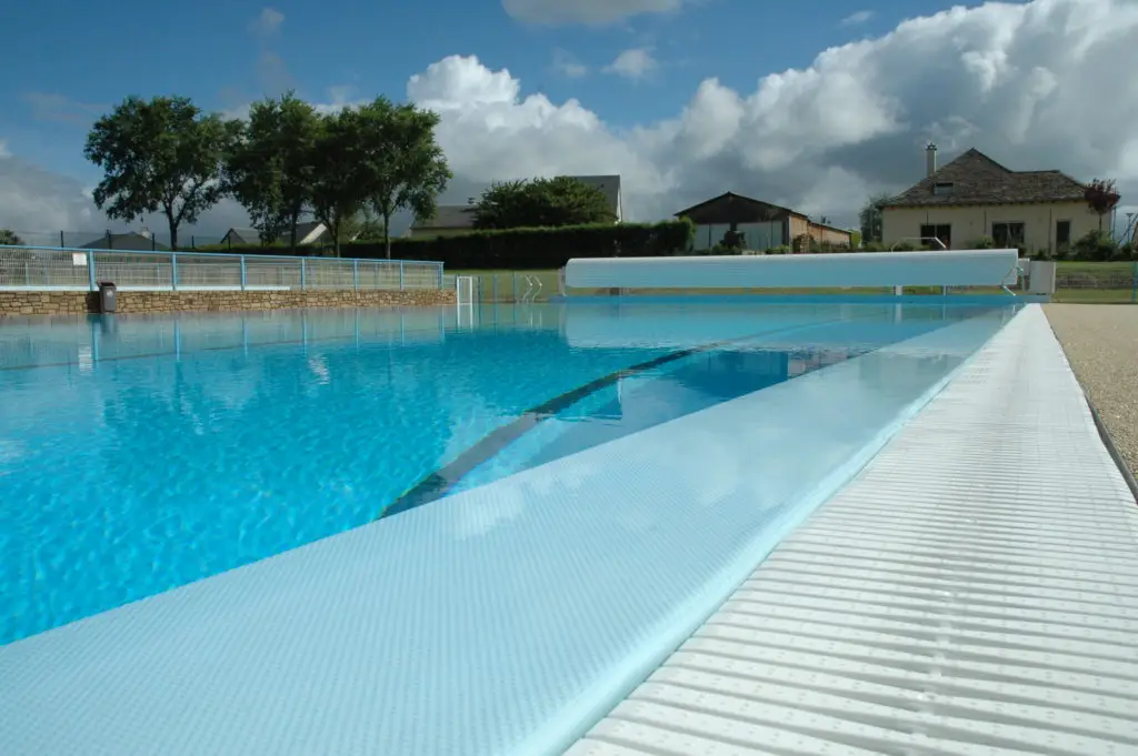 Piscine à Saint Geniez d’Olt