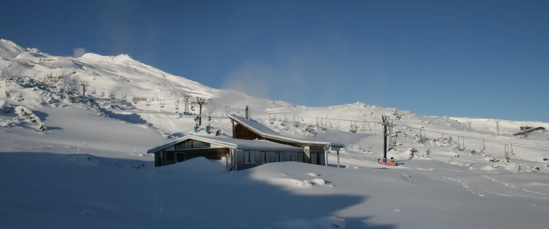 Victoria Hut