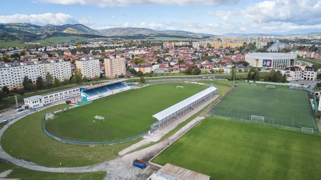 Futbalové ihrisko - umelá tráva