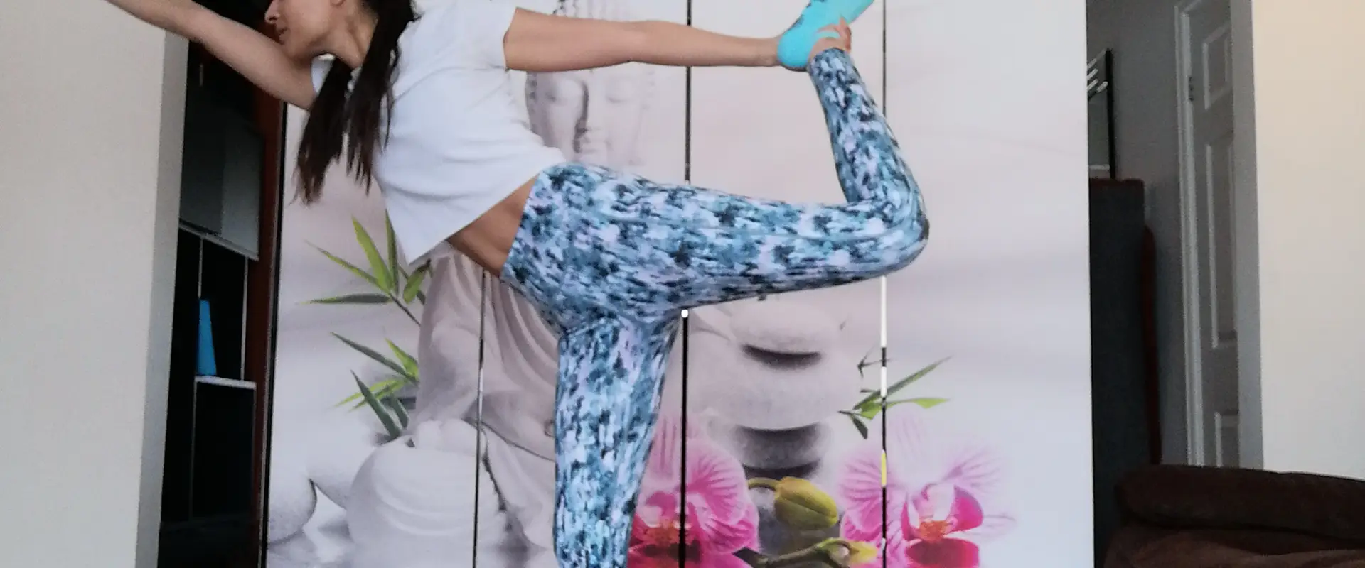 Divine Yoga143 (under 16s)