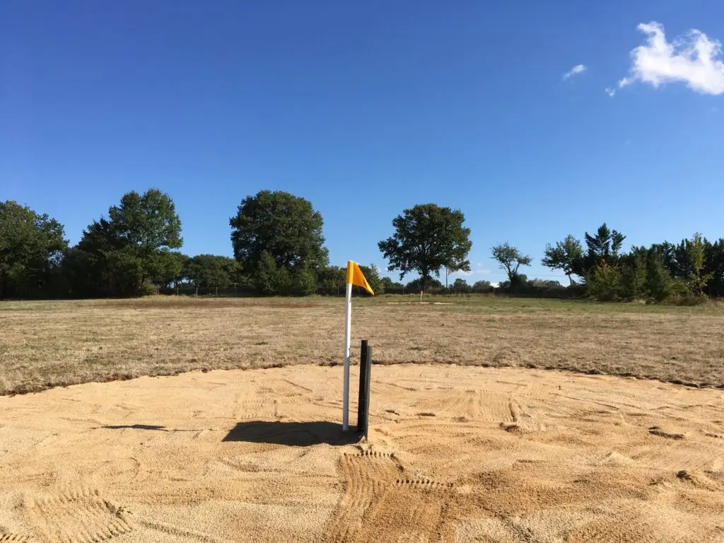 Golf des Brandes à Château-Garnier