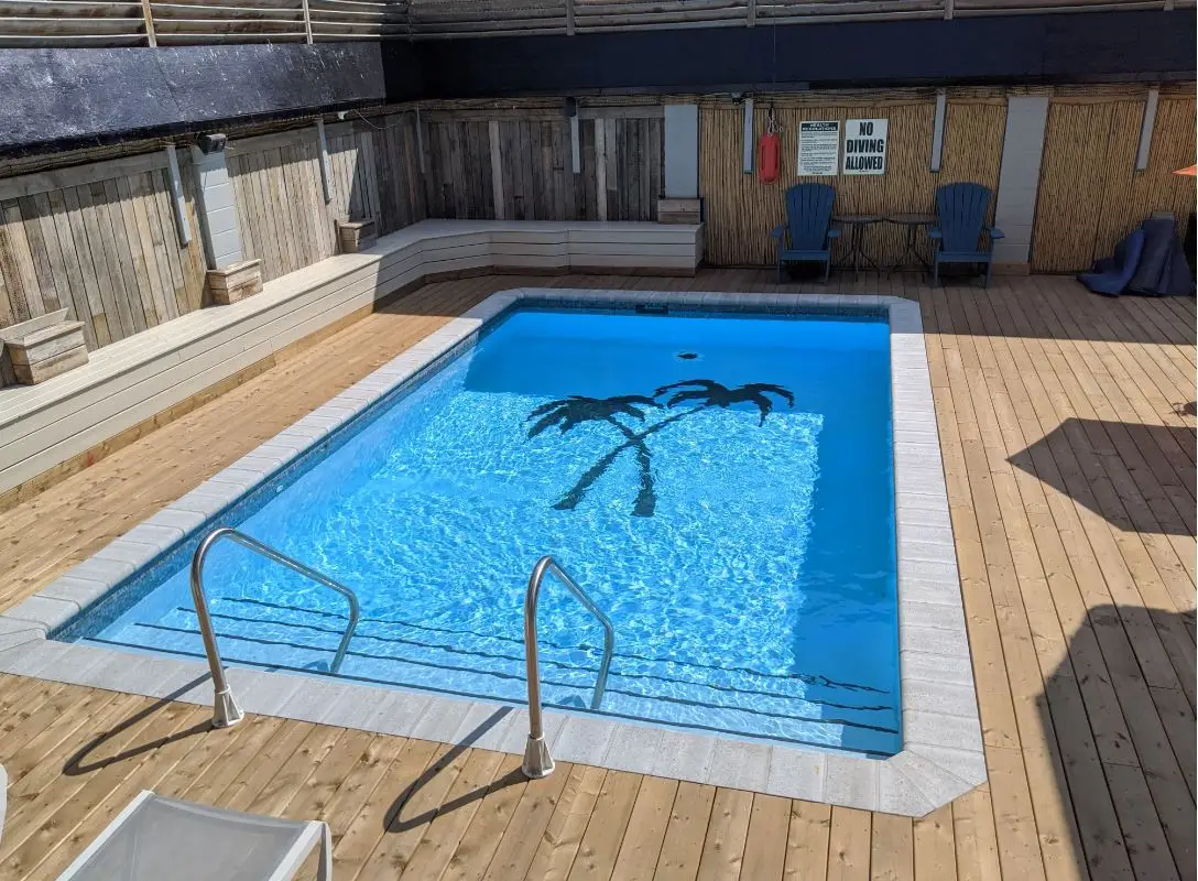 Oasis Aqualounge