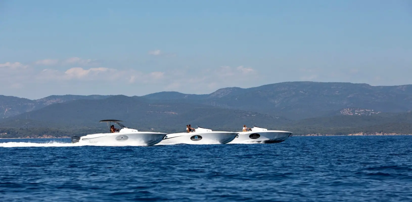 Yachting83