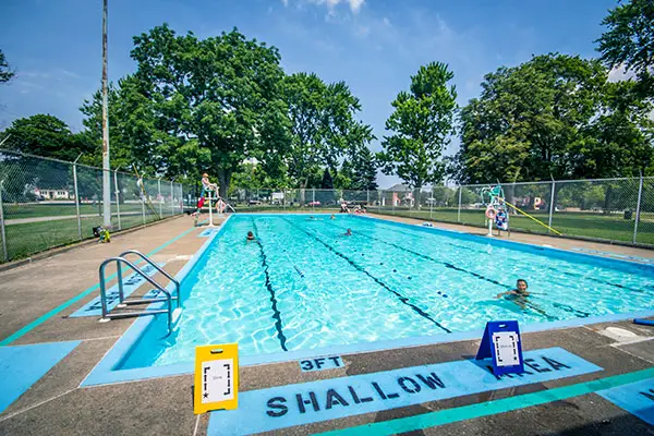 Victoria Park Outdoor Pool