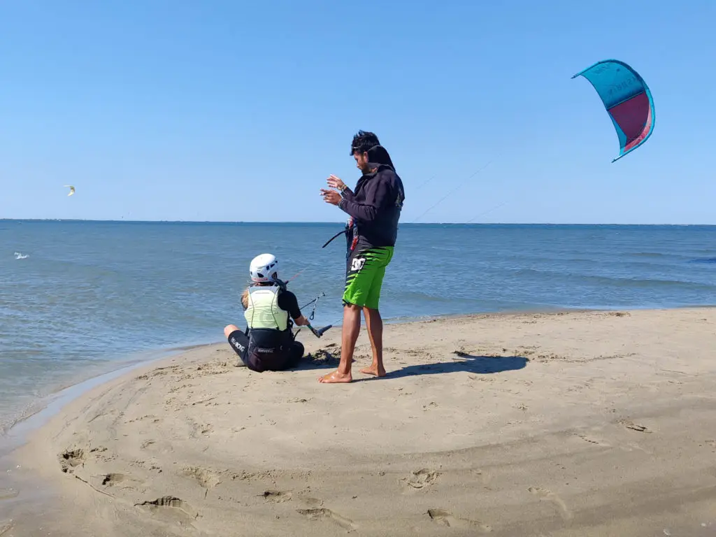 Hot School Kitesurf - Wingfoil - Sup