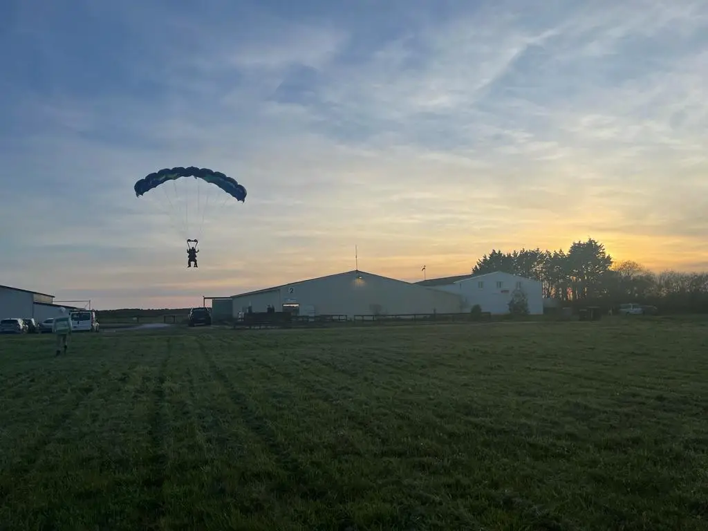 XLR Parachutisme