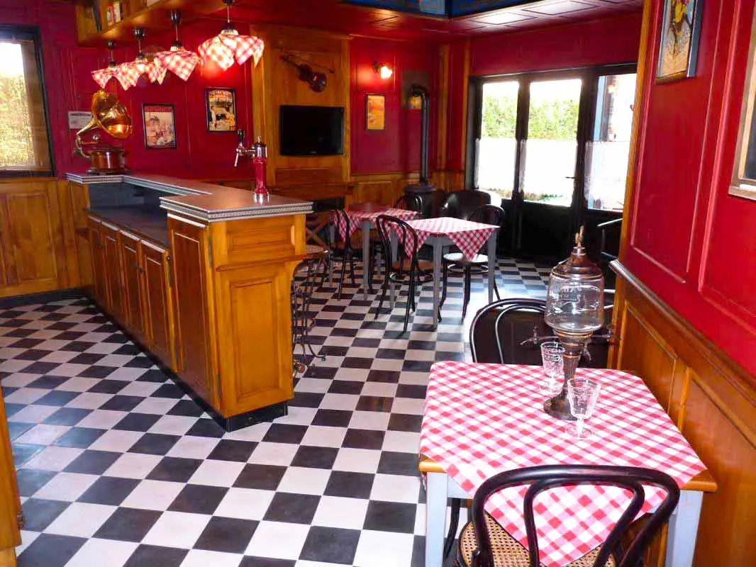 Gîtes La Belle Epoque - Le Mille Roses / Le Bistrot des Amis