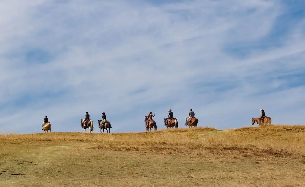 Chevauchée del Bronco : Balades et randonnées à cheval Vassieux en Vercors Drôme