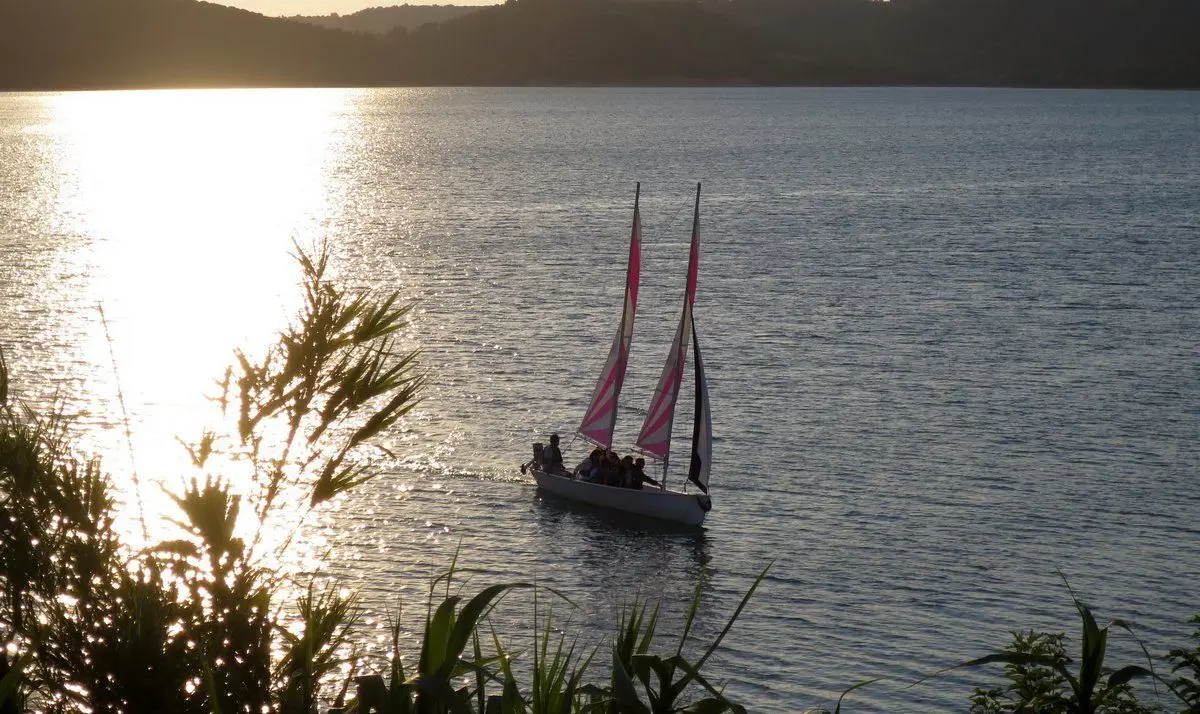Association Voile Et Nautisme 04