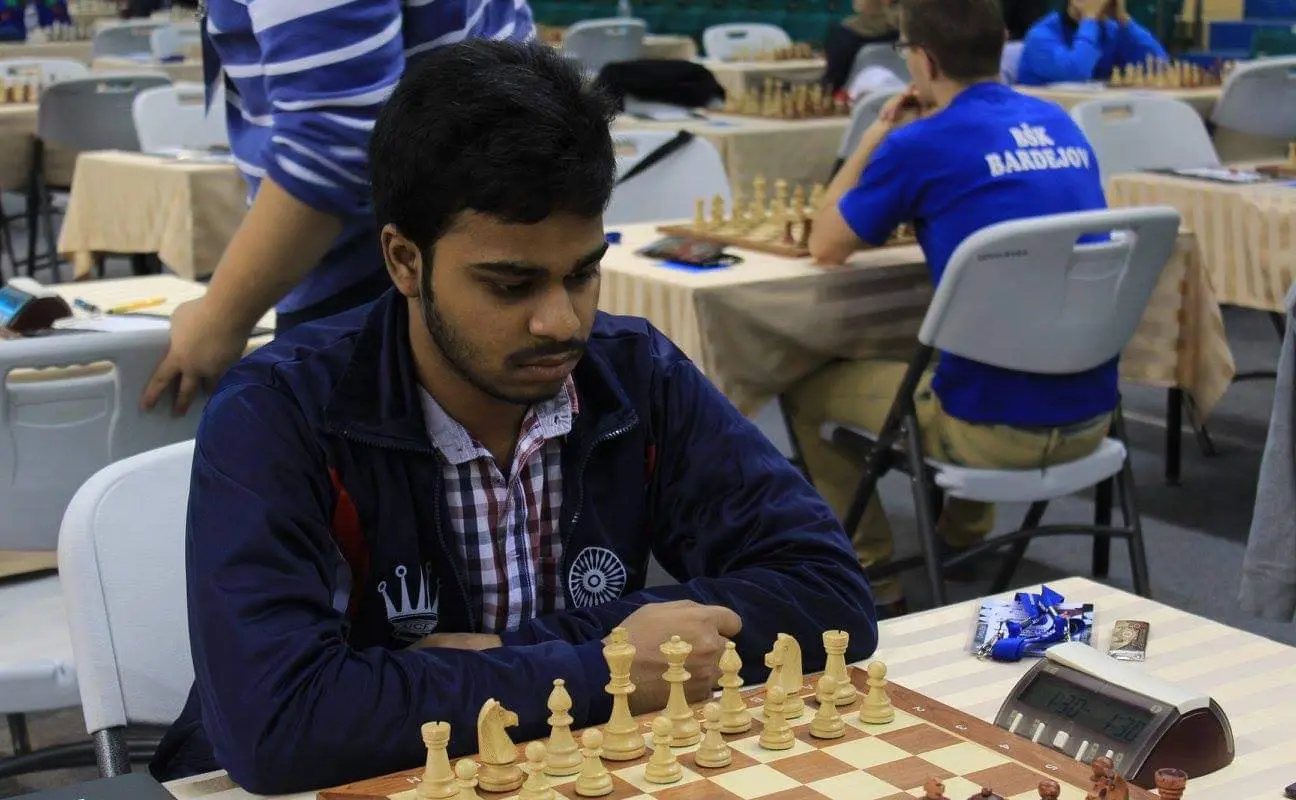PROJECT KNOWLEDGE CHESS ACADEMY(by IM Ravi Teja)