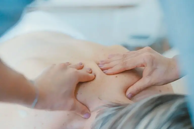 Linea Mobile Sports Massage