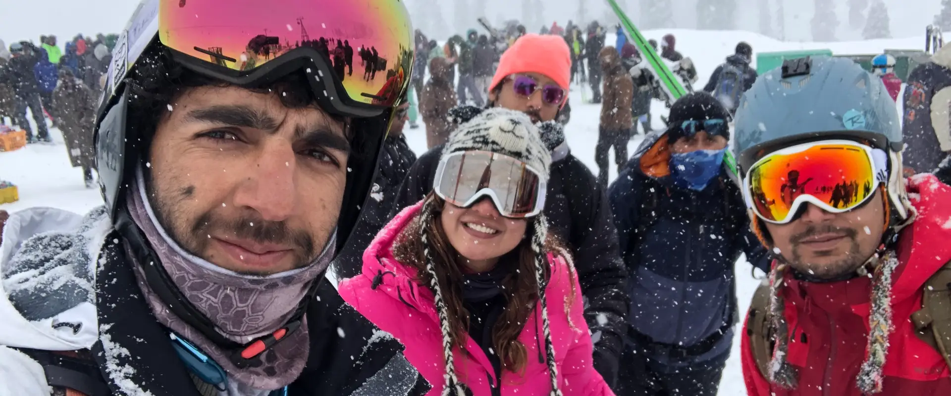 Kashmir ski And Snowboarding School