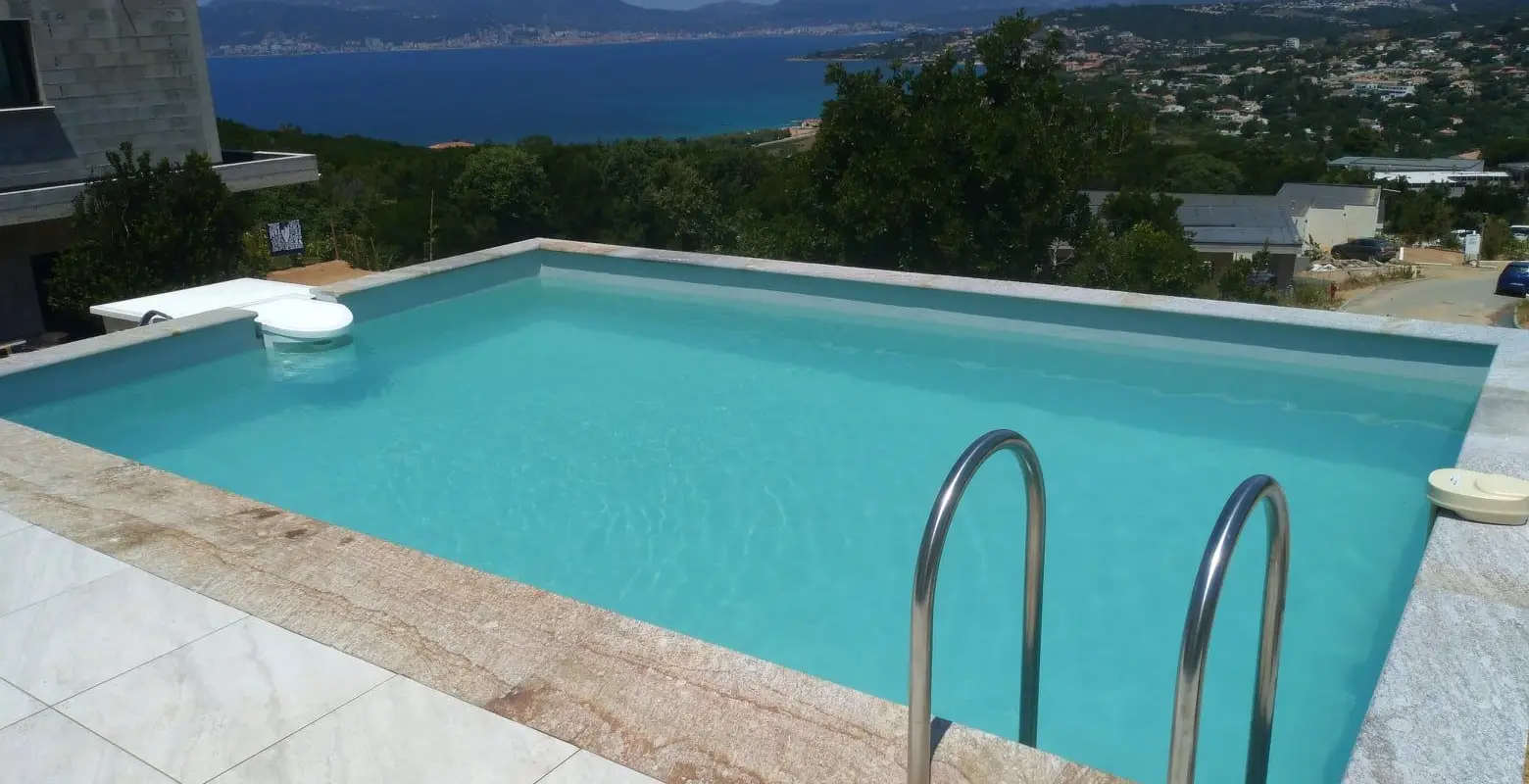 ANTHO PISCINE
