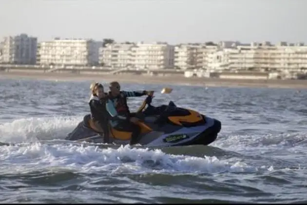 Aqua Jet Pornichet Port D'echouage
