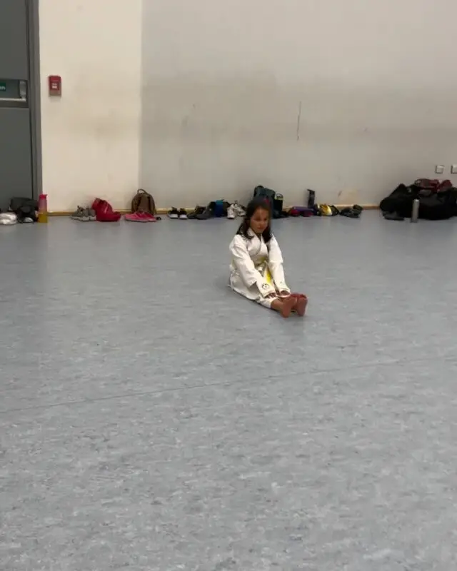 Slough Karate - Karate Academy Cippenham School