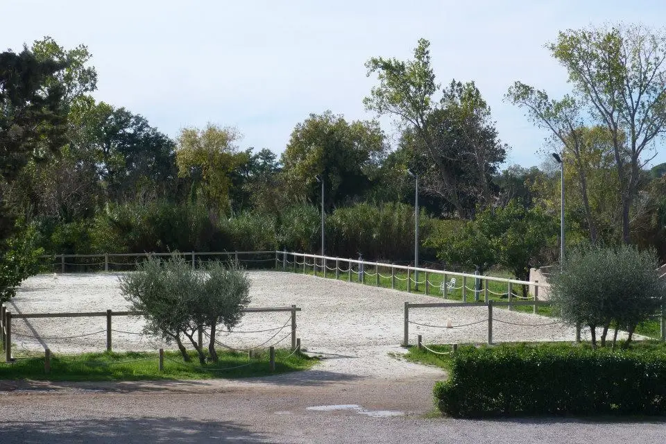 CENTRE EQUESTRE PACHKA