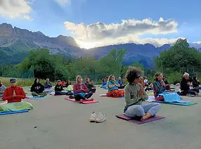 Mont Aiguille Yoga