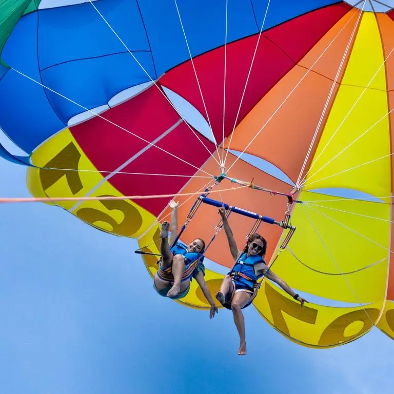 Parasailing 66