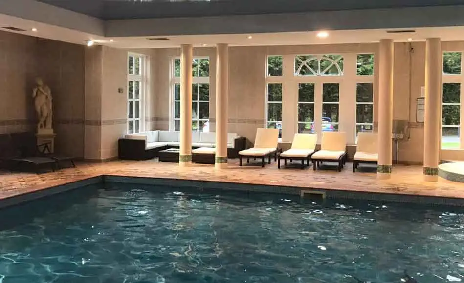 Shaw Hill Leisure Centre