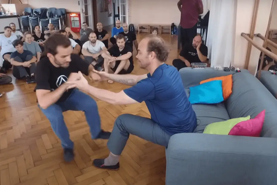 Tai Chi Lyon - Heaven Man Earth