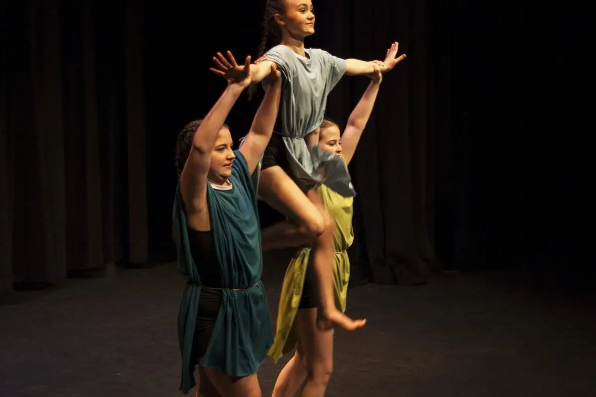 Dance Virtuosa