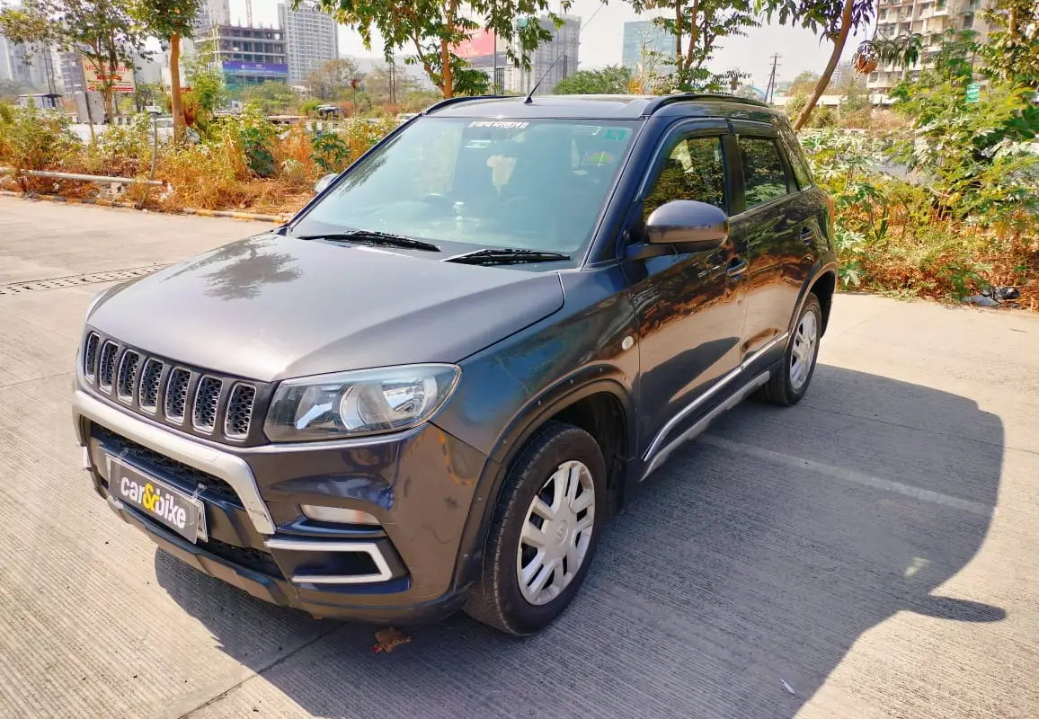 Mahindra First Choice Services