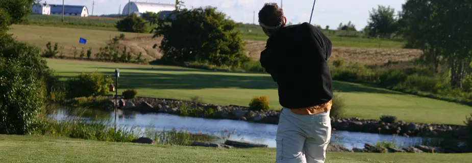Wolfe Island Riverfront Golf Course