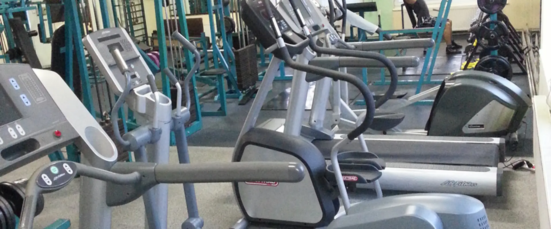 FITNESCLUB, s. r. o.