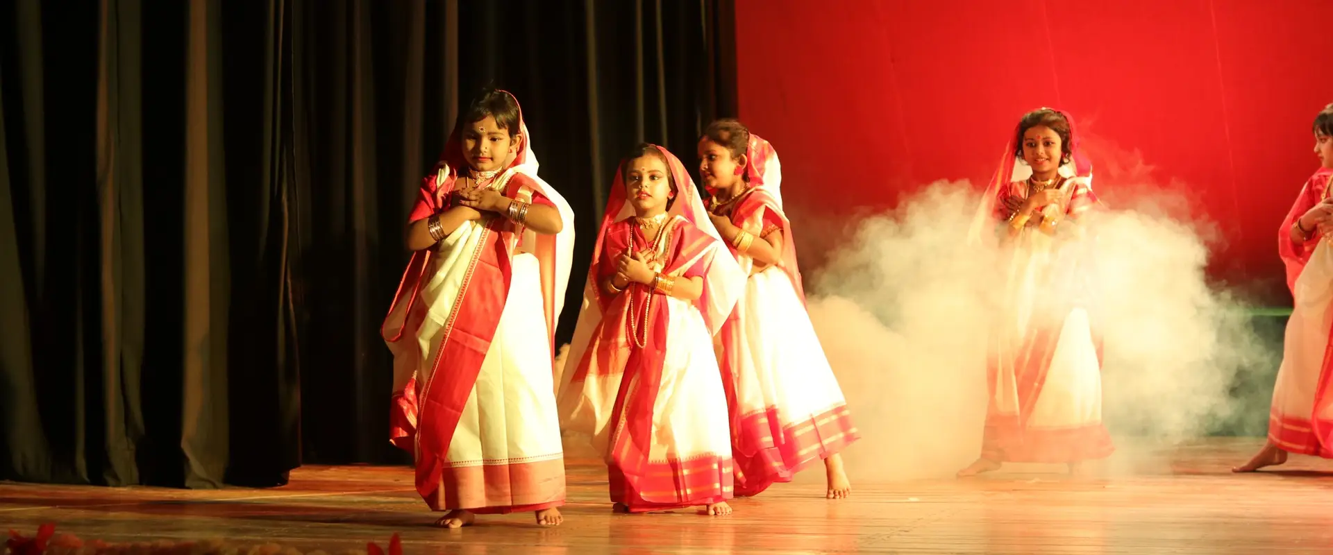 Ghungur Dance Academy | Dance school in Berhampore | Rabindranitra & Bharatnatyam |