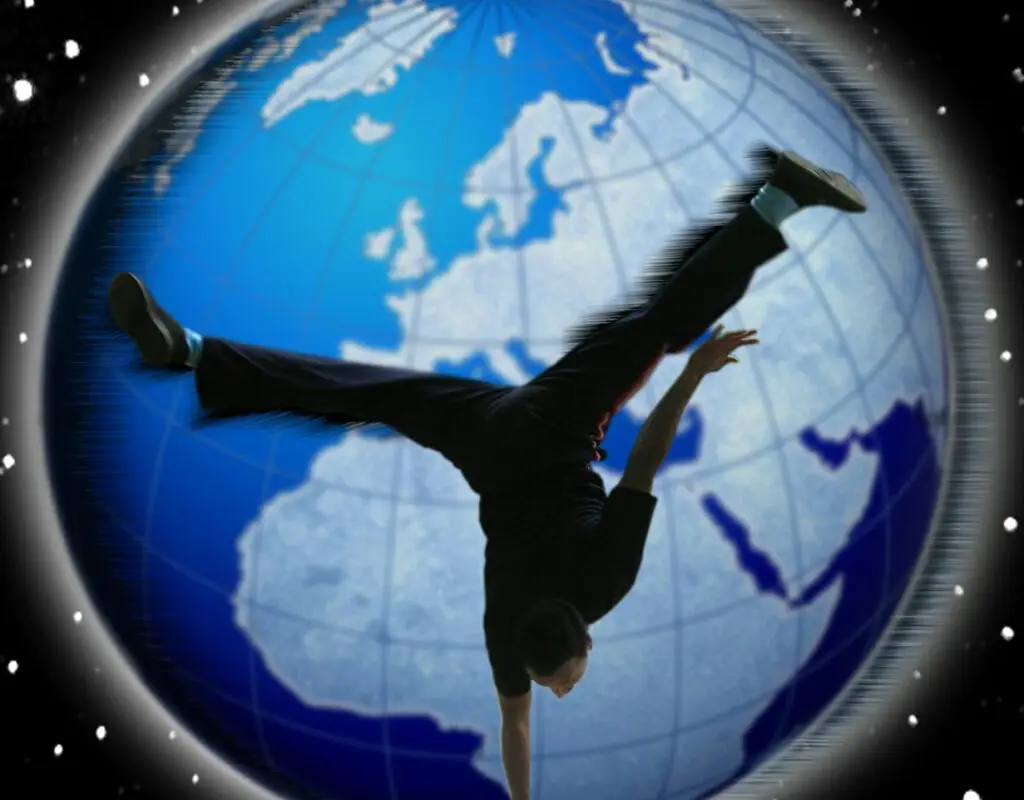 SPINNERS DANCE STUDIO