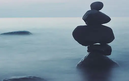 AYVAH YOGA - Balance & Happiness