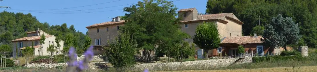 Ma maison de loin