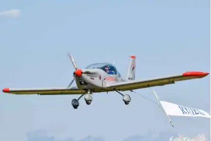 COMPACT Skydive & Flying | POŽIČOVŇA OBLOHY
