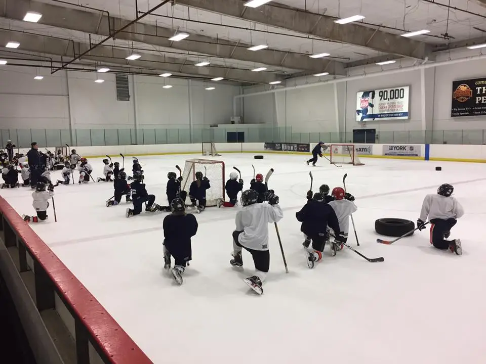 TORONTO PROFESSIONAL HOCKEY SCHOOL