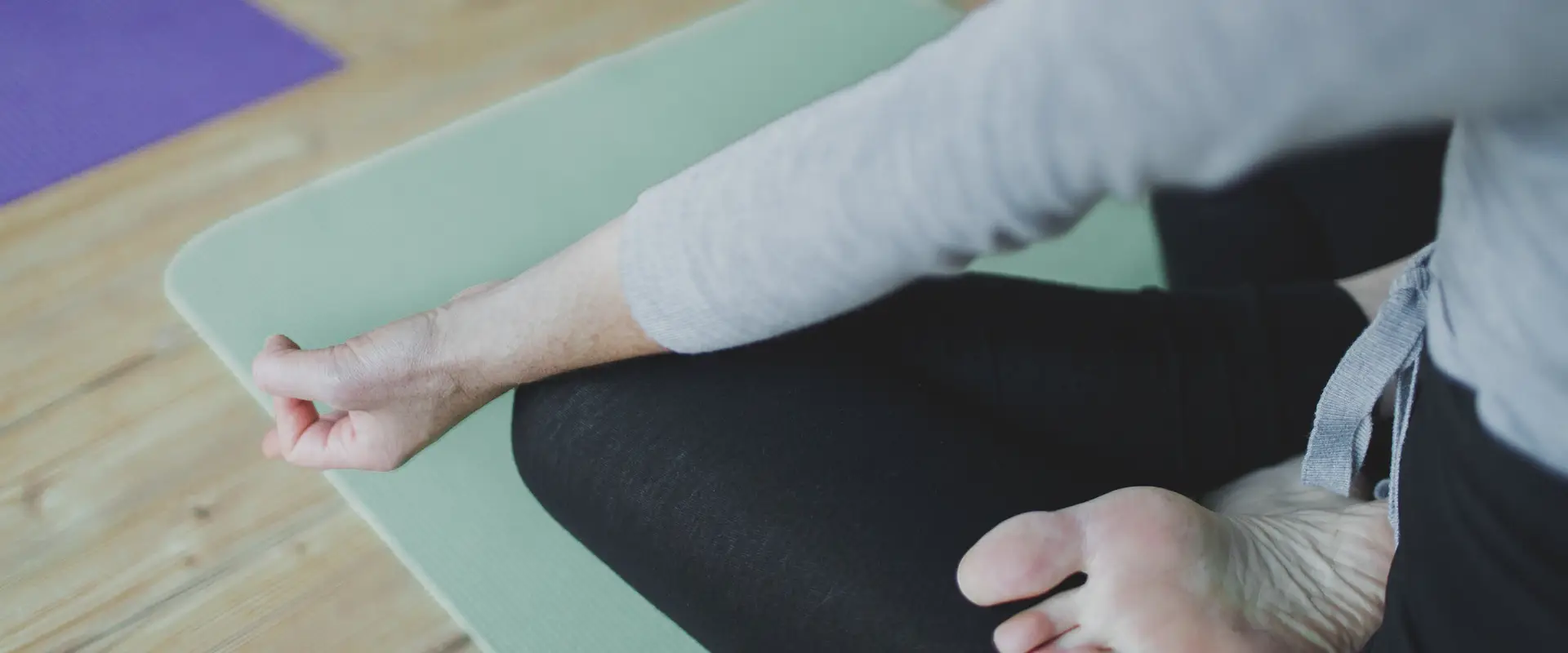 Kathryn Moynihan Yoga - Informed Flow