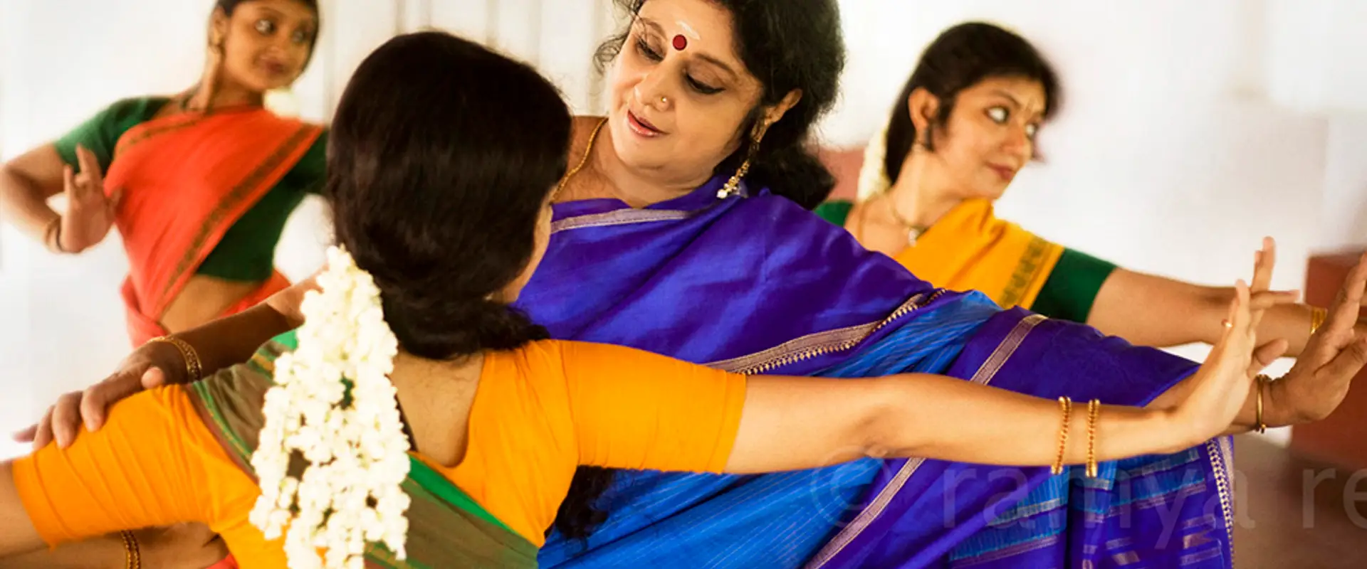 Chitra Visweswaran's Chidambaram Academy of Performing Arts | Bharatanatyam