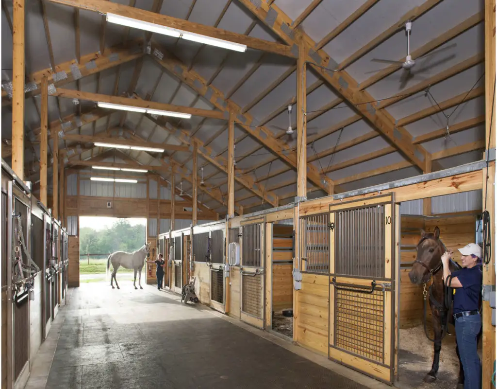 Les Ecuries Knight Stables