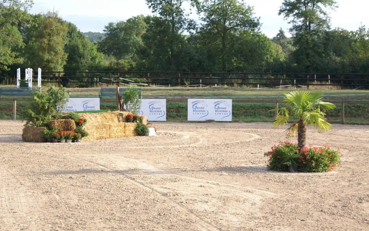 Stables The Island Bragard