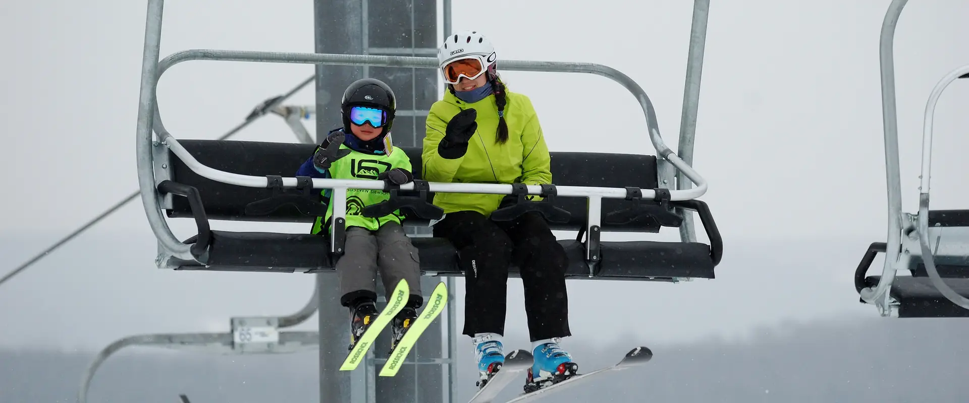 ONESIXSEVEN SNOW SCHOOL
