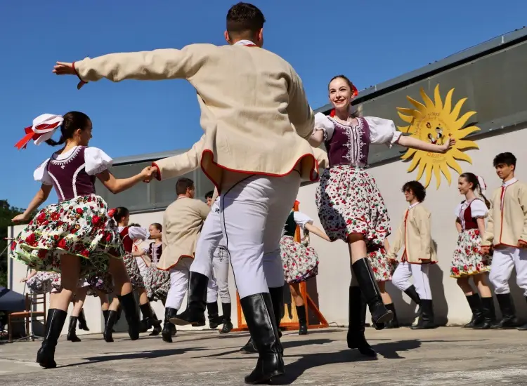 Združenie Detského Folklórneho Súboru Klnka