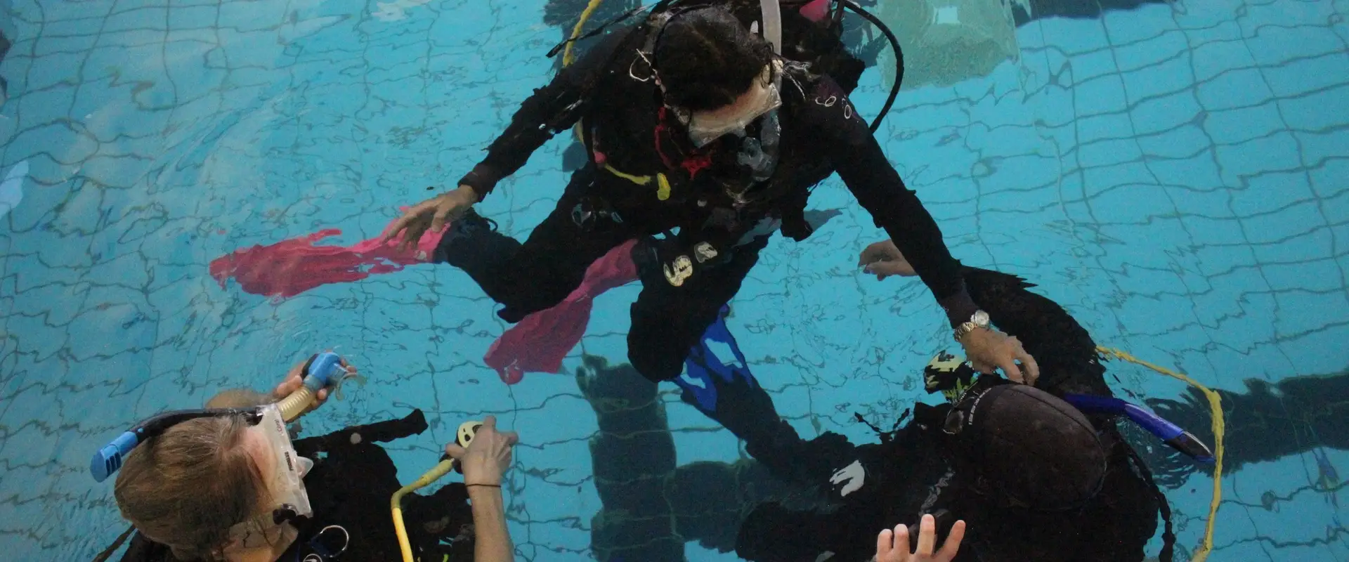 Diving Azuria Diving