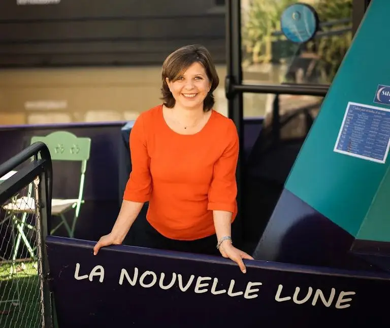 La Nouvelle Lune Yoga & Soins Boat Yoga And Wellness À Rennes
